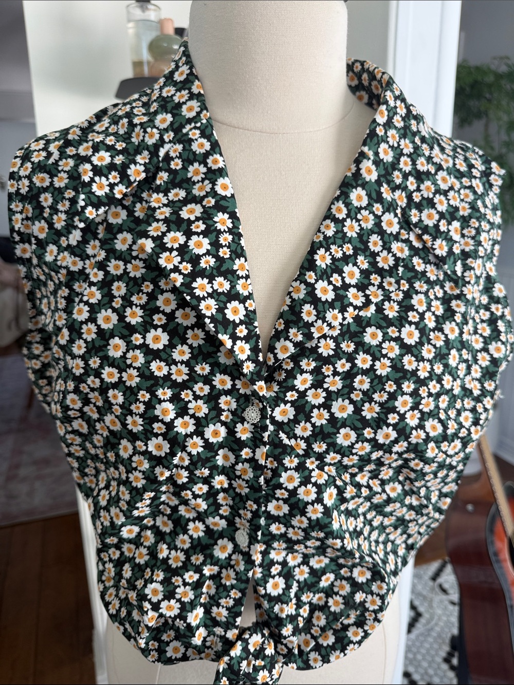 Retro tie waist shirt